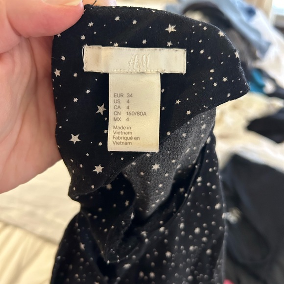 H&M blouse - Picture 3 of 4